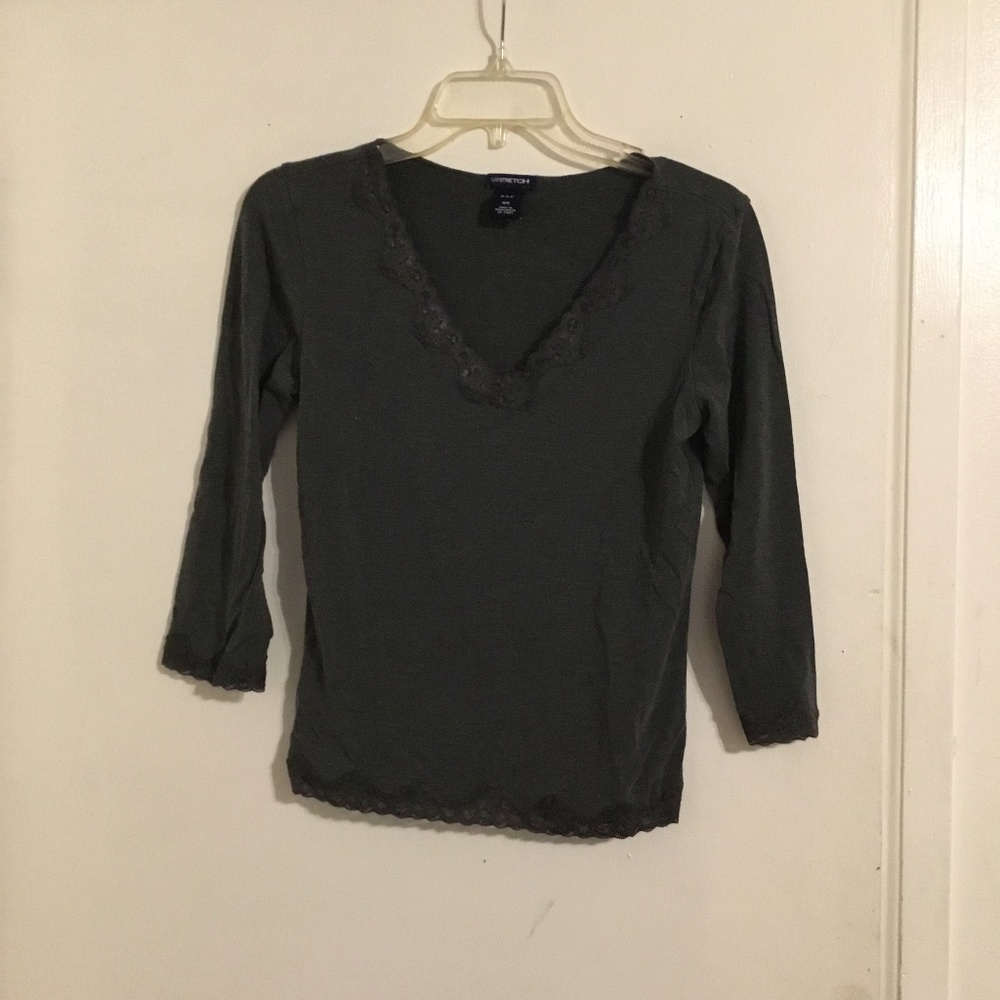 Gap grey top